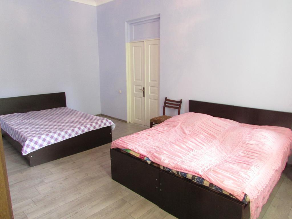 Joni Guest House Batumi Luaran gambar