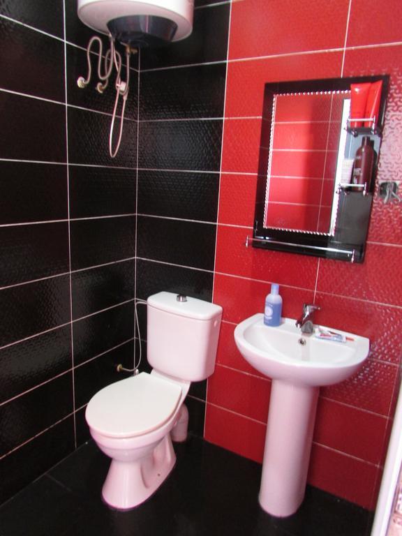 Joni Guest House Batumi Luaran gambar